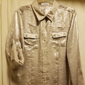 Ladies blouse in light metallic